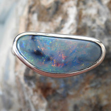 Load image into Gallery viewer, LIGHTNING RIDGE OPAL