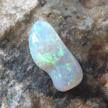 Load image into Gallery viewer, LIGHTNING RIDGE OPAL
