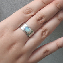 Load image into Gallery viewer, AUSTRALIAN OPAL RING