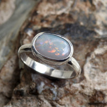 Load image into Gallery viewer, AUSTRALIAN OPAL
