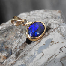 Load image into Gallery viewer, Lightning Ridge Opal