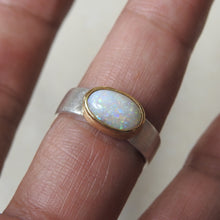 Load image into Gallery viewer, Mintabie White Opal