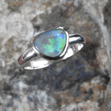 Load image into Gallery viewer, LIGHTNING RIDGE OPAL RING