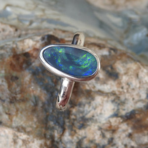 AUSTRALIAN BLACK OPAL RING