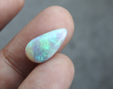 Load image into Gallery viewer, Lightning Ridge Opal