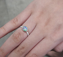 Load image into Gallery viewer, Lightning Ridge Crystal Opal Gold Sterling Ring