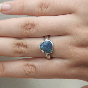 LIGHTNING RIDGE BLACK OPAL RING
