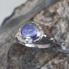 Load image into Gallery viewer, LIGHTNING RIDGE OPAL RING