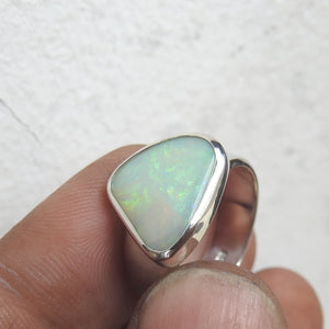 LIGHTNING RIDGE OPAL RING