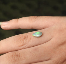 Load image into Gallery viewer, LIGHTNING RIDGE OPAL
