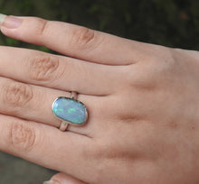 Load image into Gallery viewer, AUSTRALIAN OPAL RING