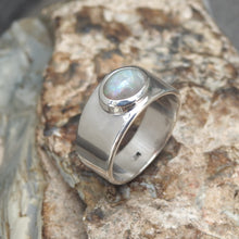 Load image into Gallery viewer, LIGHTNING RIDGE OPAL RING