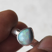 Load image into Gallery viewer, AUSTRALIAN OPAL RING