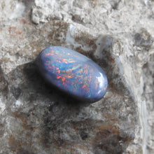 Load image into Gallery viewer, LIGHTNING RIDGE OPAL