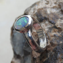 Load image into Gallery viewer, LIGHTNING RIDGE OPAL RING