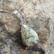 Load image into Gallery viewer, Australian Variscite Pendant