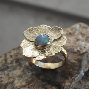 LIGHTNING RIDGE OPAL RING