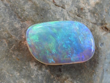 Load image into Gallery viewer, Lightning Ridge Crystal Opal