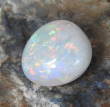 Load image into Gallery viewer, Lightning Ridge Opal