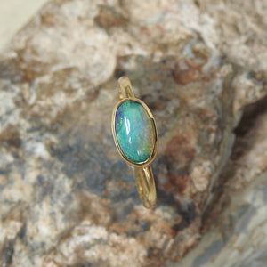 BLACK CRYTAL OPAL